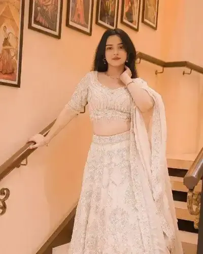 Escort Tarabganj